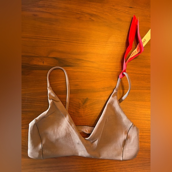 Left on Friday Sunday Top in Stormy (Deep Taupe) size small - Picture 2 of 3